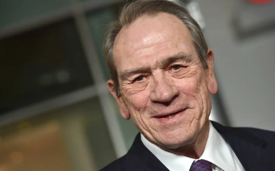 Preocupa el estado de salud de Tommy Lee Jones tras la muerte de su hija: Las imágenes que encienden las alarmas